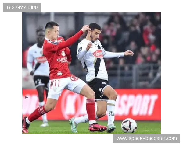 摩纳哥3-0完胜昂热,主场进攻效率联赛领先 摩纳哥3-0完胜昂热,主场进攻效率联赛领先