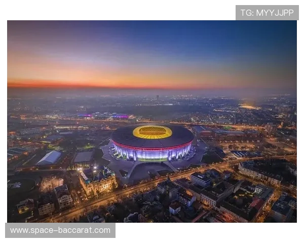 布达佩斯普斯卡什竞技场升级完成:为欧冠决赛新增5000座位 布达佩斯普斯卡什竞技场升级完成:为欧冠决赛新增5000座位